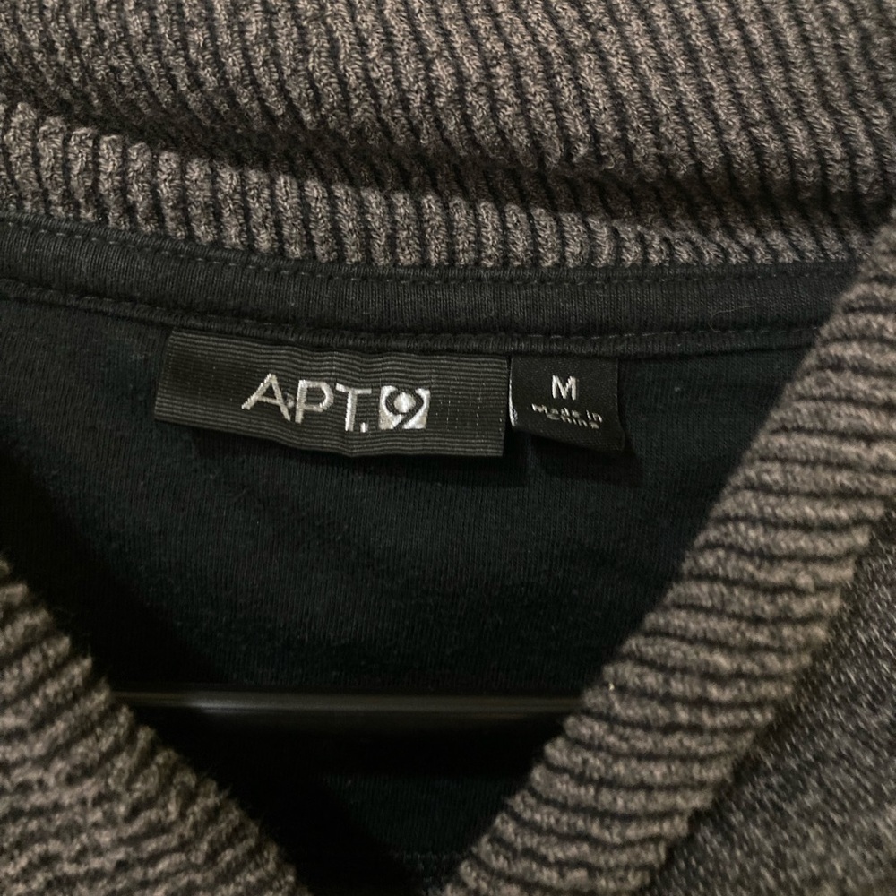 Apt. 9 Gray V-Neck Sweater